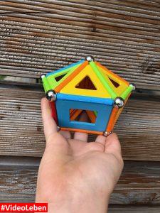 Figur 6- Geomag Magnetspielzeug getestet von Videoleben in Kooperation mit HappyUs