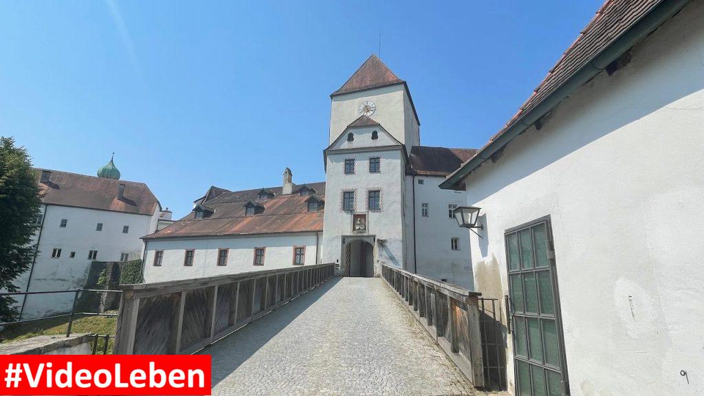 Brücke zum Innenhof - Burganlage Veste Oberhaus - videoleben von familyeller