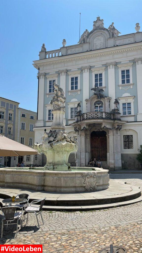 Brunnen in Passau mit videoleben von Familyeller