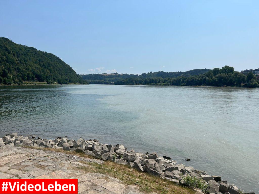 Inn und Donau mit unterschiedlichen Farben in Passau mit videoleben von Familyeller