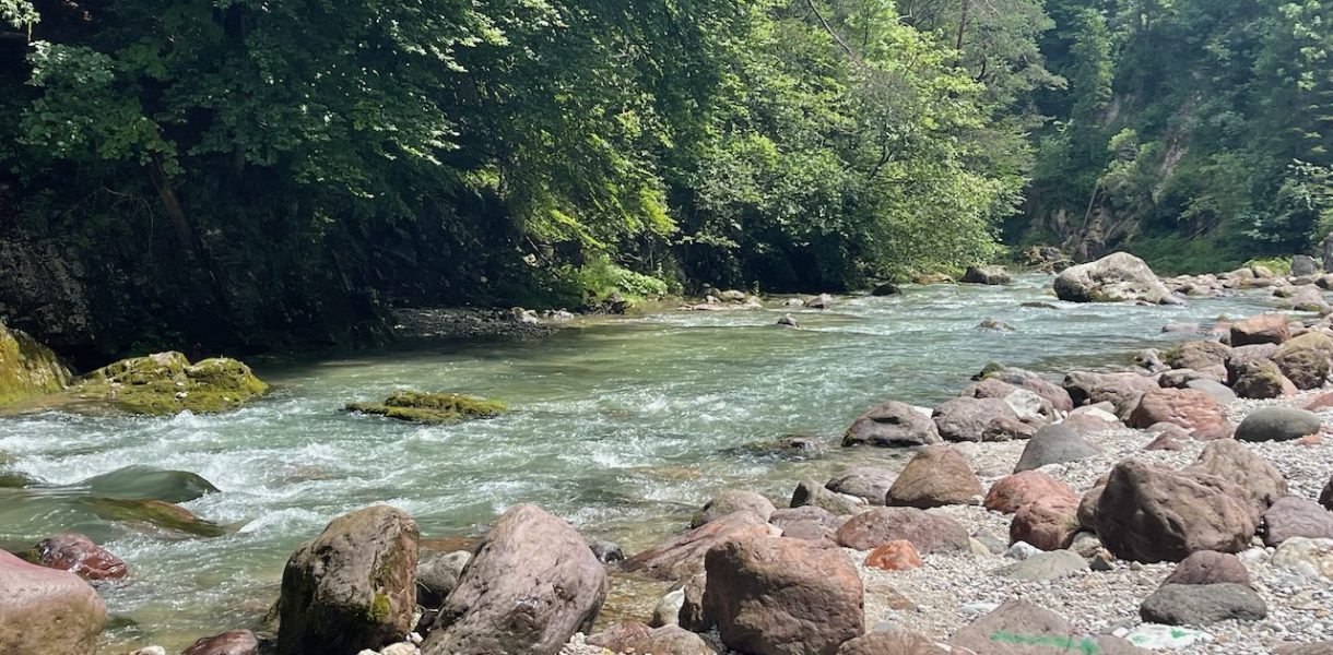 sehr idyllisch Orrido dello Slizza mit videoleben von familyeller