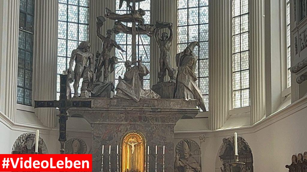 über dem Altar im Dom in Passau mit videoleben von Familyeller
