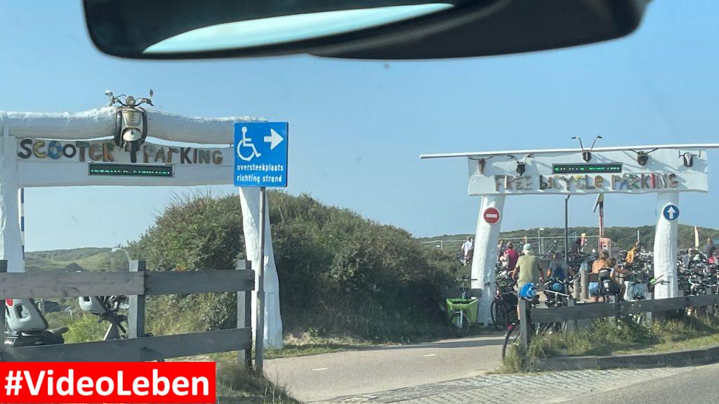 Parkplätze für Zweiräder - Strandslaag 38 Castricum aan Zee - videoleben von familyeller