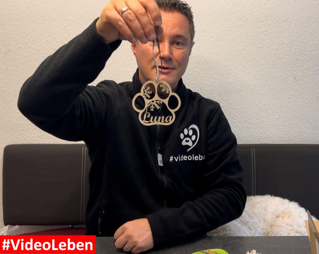 Weihnachtsbaumaufhänger - personalisierte Fleecejacke für Hundebesitzer von BlueFireflyUniverse getestet von videoleben udn Doggi-Dog.