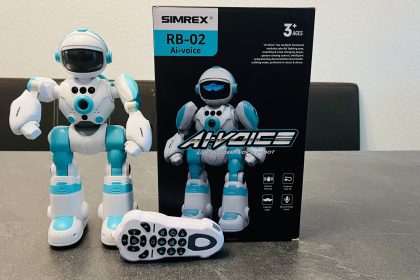 SIMREX RB - 02 Ai-Voice Roboter für Kids ab 3 Jahren - vorgestellt von videoleben von familyeller