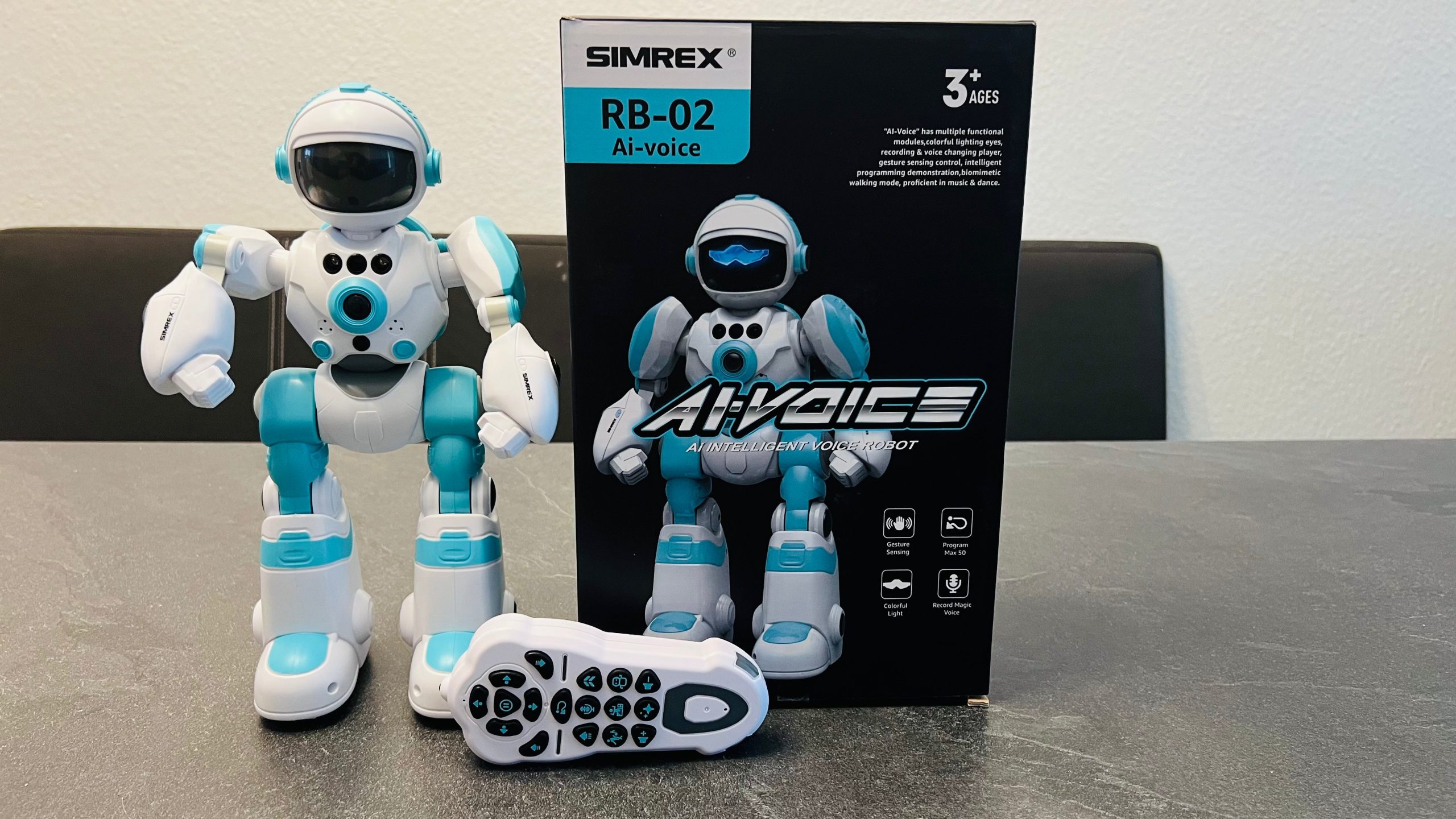 SIMREX RB - 02 Ai-Voice Roboter für Kids ab 3 Jahren - vorgestellt von videoleben von familyeller
