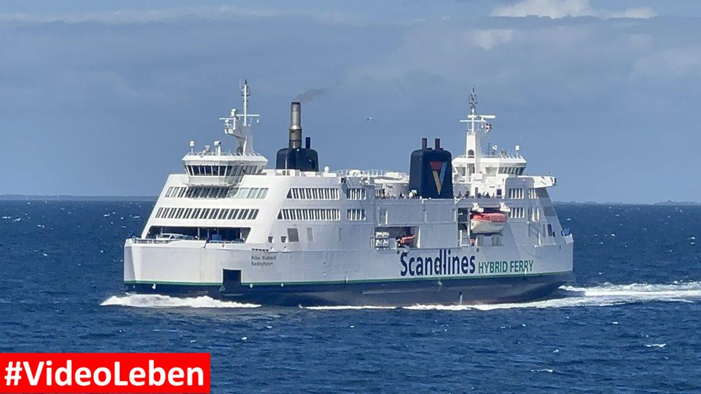 entgegenkommende Fähre - Scandlines von Fehmarn nach Rødby mit der FS Deutschland - videoleben von familyeller