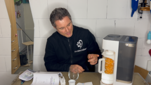 Fruchtwasser - Produktvorstellung Ecoviva MATE 3 Auftisch Osmoseanlage Trinkwasser Umkehrosmoseanlage Wasserfilter - vorgestellt von videoleben von familyeller