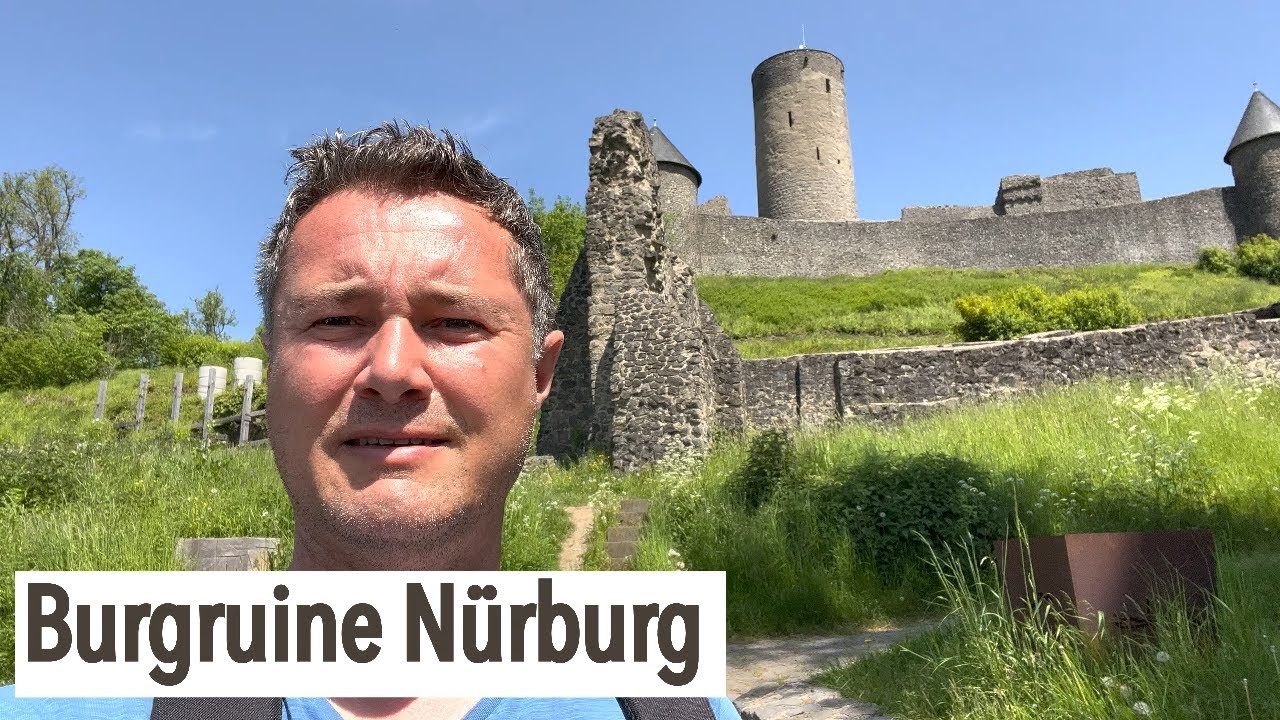 Burgruine Nürburg – Burgruine mit Blick auf den Nürburgring in der Eifel