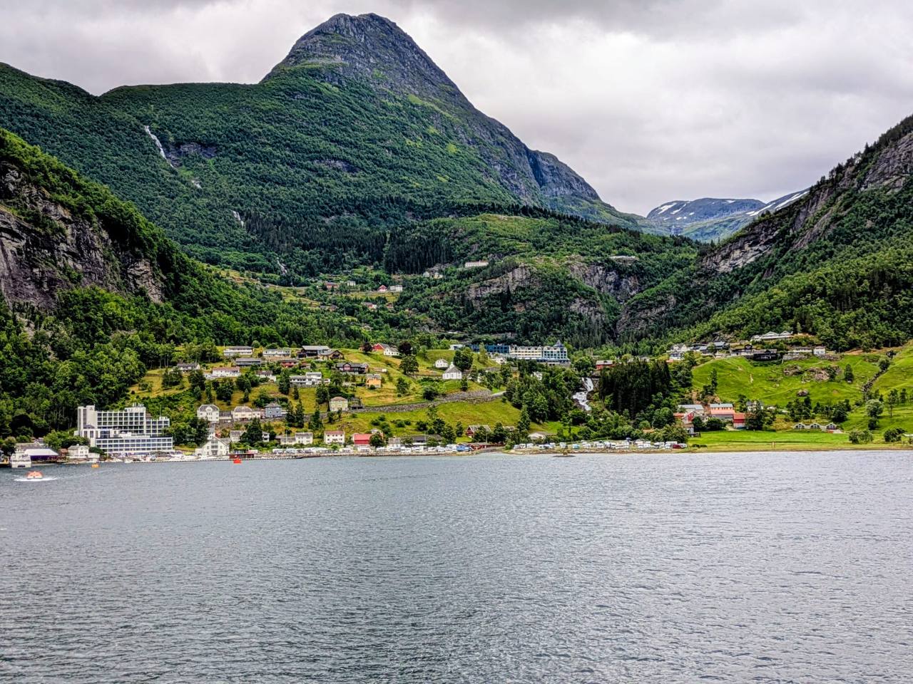 geiranger artania blick