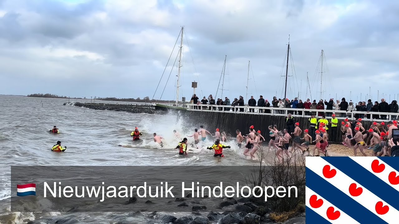 Nieuwjaarsduik Hindeloopen – Neujahrsschwimmen in Friesland - Thumbnail