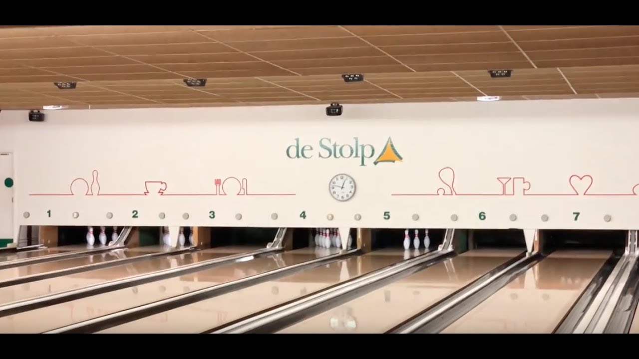 🤖 bowling