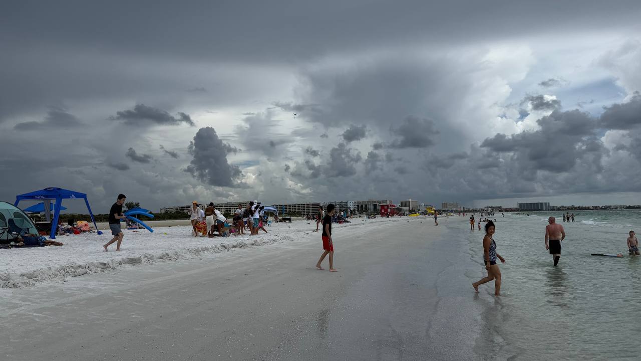 Siesta Beach bei Sarasota am zehnten Tag in Florida (12)