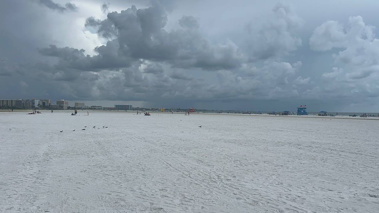 Siesta Beach bei Sarasota am zehnten Tag in Florida (16)