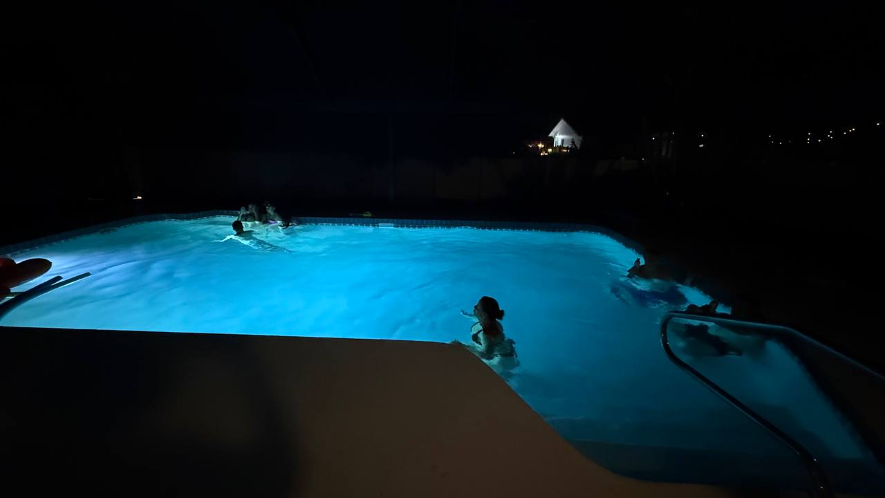 Florida Tag 2 – pool_abend (Bild 1)