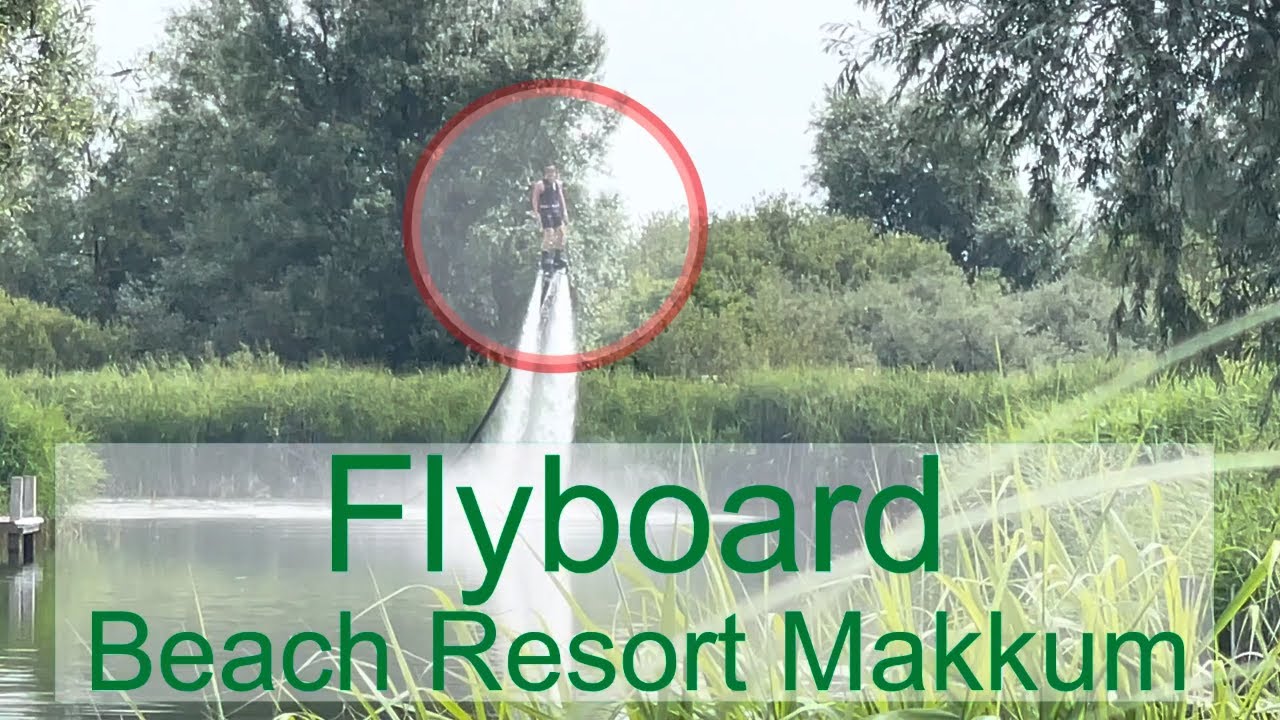 Flyboard am Strand von Makkum am IJsselmeer