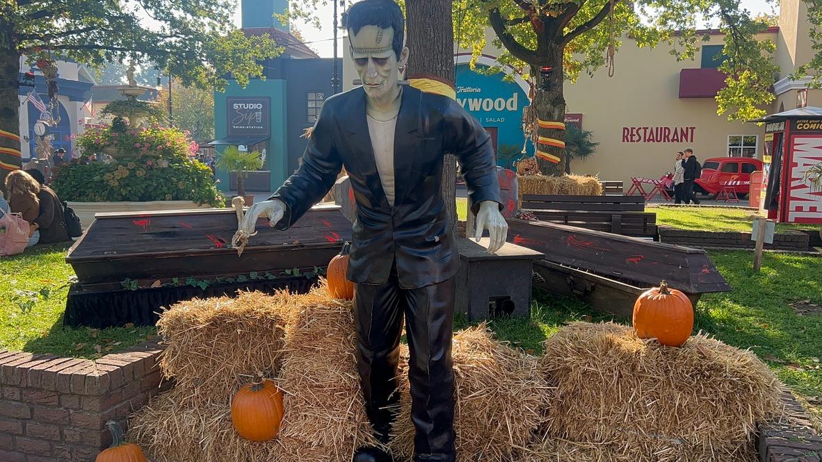 Eindruck vom Halloween Horror Festival 2026 im Movie Park Germany – Szene 3 (Foto: Familie Eller)